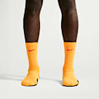 Nike Elite 2.0 Cushioned Crew Socks (1 Pair)