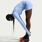 Nike Swift Pantalón corto de running de 10 cm ceñido, con talle alto y bolsillos - Mujer