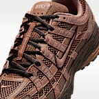 ナイキ P-6000 スエード メンズシューズ