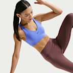 Nike Universa Sostenidors esportius de subjecció mitjana amb coixinet - Dona