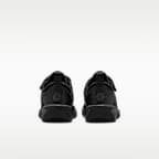 Nike Omni Multi-Court Younger Kids' Shoes