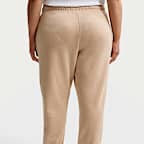 Nike Sportswear Club Fleece Women's Mid-Rise Oversized Sweatpants (Plus Size)