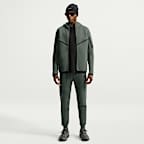 Joggers de tejido Fleece para hombre Nike Tech