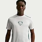 Nike Academy+ Men's Dri-FIT Short-Sleeve Football Shirt