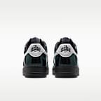 Chaussure Nike Air Force 1 '07 LV8 pour homme