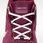 Tenis de correr en pavimento para hombre Nike College Vomero 18 (Florida State)