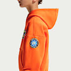 Conjunto de 2 piezas con sudadera con gorro sin cierre de tejido Fleece Snow Motion para niños talla pequeña Nike Sportswear
