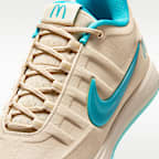 Book 2 x McDonald's Basketballschuh