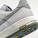 Tenis para hombre Nike Air Force 1 ’07 LX Vibram