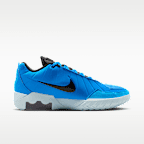 รองเท้าบาสเก็ตบอล LeBron Witness IX EP