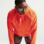 Nike Miler vannavstøtende løpejakke med UV-beskyttelse til herre