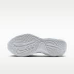 ヤニス イモータリティ 3 "Pearly Whites" バスケットボールシューズ