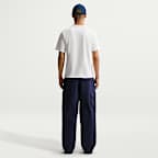 เสื้อยืด Nike Sportswear Premium Essentials