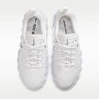 Nike Mind 002 Men's Pregame Shoes