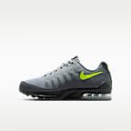 Nike Air Max Invigor Older Kids' Shoe