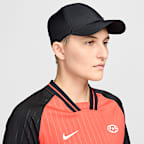 Nike Club Structured Metal Swoosh Cap