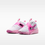 Tenis de básquetbol para niños grandes Nike Team Hustle D 12