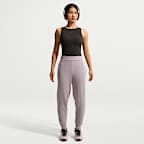 Nike 24.7 ImpossiblySoft 女款 Dri-FIT 中腰運動褲