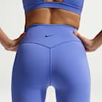 나이키 유니버사 여성 하이웨이스트 5인치 노 프론트 심 바이커 쇼츠