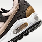 ナイキ エア マックス コマンド プレミアム ウィメンズシューズ