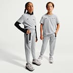 Joggery z dzianiny dla dużych dzieci Nike Sportswear Air Max