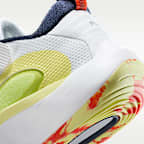 Nike IsoFly Younger Kids' Shoes