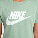 Nike Sportswear Older Kids' T-Shirt
