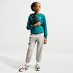 Nike Sportswear Club Fleece Genç Çocuk Sweatshirt'ü