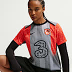 Chelsea F.C. Academy Pro SE Women's Nike Dri-FIT Football Pre-Match Short-Sleeve Top