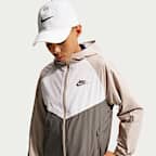 Chamarra Repel con gorro para niños talla grande Nike Sportswear Windrunner