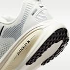 Nike Vomero 18 Women's Road Running Shoes (Extra Wide)