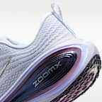 Nike Vomero Plus SE 女款路跑鞋