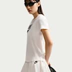 Nike Sportswear Essentials 女款標誌 T 恤