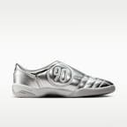 Nike Total 90 Kadın Ayakkabısı