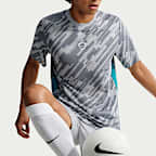Nike Academy+ Men's Dri-FIT Soccer Short-Sleeve Top