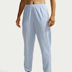 Nike One Women's Dri-FIT Mid-Rise Woven Trousers