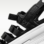 รองเท้าแซนดัลผู้หญิง Nike Icon Classic