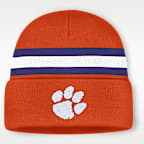 Gorro con dobladillo universitario Nike para hombre Clemson Primetime Utility Campus