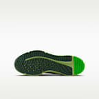 Nike Cosmic Runner Big Kids' Road Running Shoes