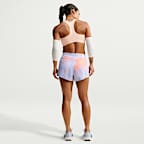 Fôret Nike Swift Dri-FIT-løpeshorts med mellomhøyt liv til dame (6 cm)