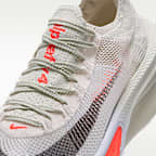 Nike Alphafly 4 Straßenlaufschuh für Wettkämpfe (Herren)