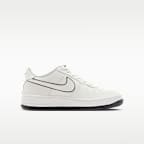 Nike Air Force 1 Older Kids' Shoes