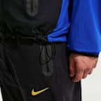 Chelsea F.C. Tech Windrunner Nike Soccer szőtt, hosszú cipzáras férfikabát