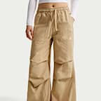 Nike Sportswear Women's Loose Mid-Rise Structured Pants