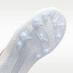 Nike Jr. Mercurial Vapor 17 Academy Older Kids' Artificial-Grass Low-Top Football Boots