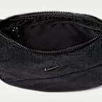 Sac à bandoulière en forme de croissant à imprimé floral Nike Aura (4 L)
