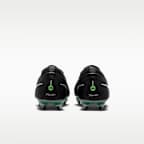 Chaussure de foot basse à crampons pour terrain gras Nike Tiempo Maestro Elite