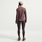 Playera de correr de manga larga de cuello redondo Dri-FIT UV para mujer Nike Swift