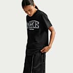 Nike Sportswear Classic Women's Oversized T-Shirt