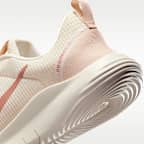 Tenis de correr en pavimento para mujer Nike Flex Experience Run 12